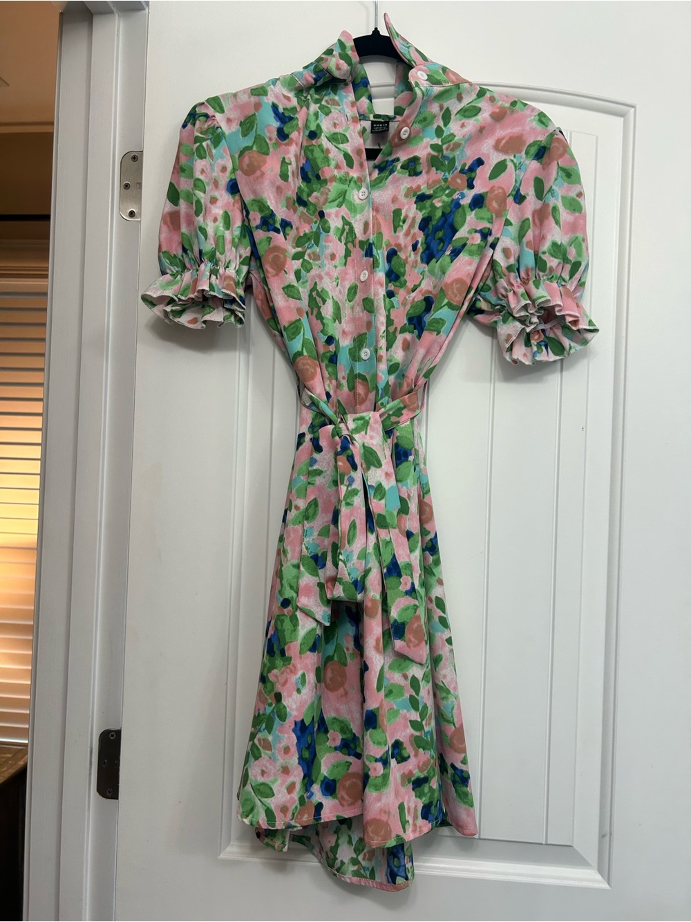 SHEIN Pink Floral Button-Front Puff Sleeve Dress with Waist Tie